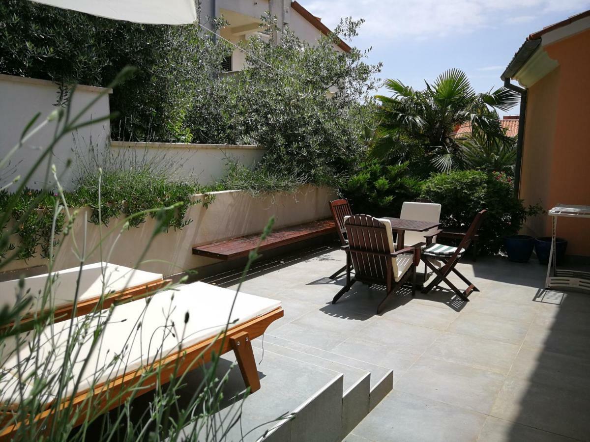 Apartment Maya Near The Beach Premantura Ngoại thất bức ảnh